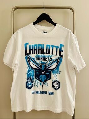NBA Charlotte Hornets White Blue Graphic Tee